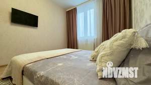 1-к квартира, посуточно, 42м2, 9/25 этаж