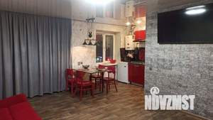 1-к квартира, посуточно, 46м2, 1/1 этаж