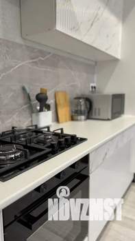 1-к квартира, посуточно, 42м2, 17/25 этаж