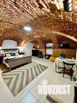 1-к квартира, посуточно, 42м2, 1/2 этаж