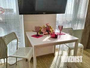 Студия квартира, посуточно, 30м2, 12/25 этаж