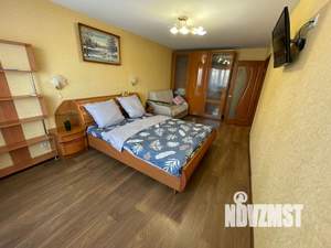 1-к квартира, посуточно, 50м2, 1/1 этаж