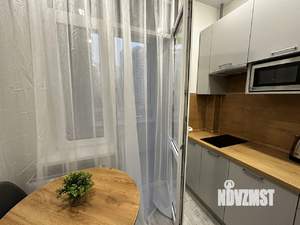 1-к квартира, посуточно, 30м2, 4/18 этаж