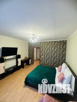 1-к квартира, посуточно, 55м2, 10/12 этаж