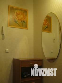 1-к квартира, посуточно, 50м2, 2/10 этаж