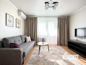 1-к квартира, посуточно, 52м2, 1/1 этаж