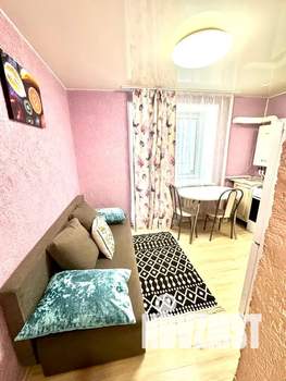 1-к квартира, посуточно, 52м2, 4/10 этаж