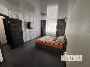 1-к квартира, посуточно, 40м2, 10/10 этаж