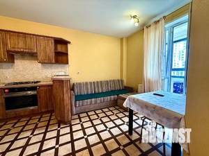 1-к квартира, посуточно, 40м2, 4/23 этаж