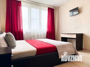 1-к квартира, посуточно, 50м2, 18/23 этаж