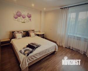 1-к квартира, посуточно, 47м2, 7/10 этаж