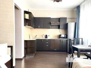 1-к квартира, посуточно, 40м2, 1/1 этаж