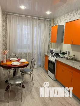 1-к квартира, посуточно, 36м2, 3/6 этаж