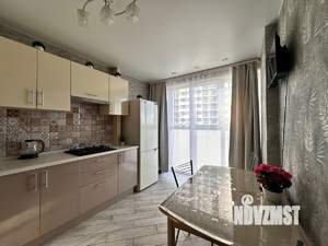 1-к квартира, посуточно, 37м2, 15/28 этаж