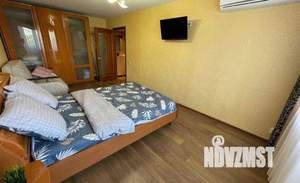 2-к квартира, посуточно, 50м2, 1/1 этаж