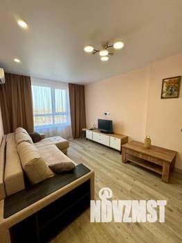 2-к квартира, посуточно, 50м2, 20/25 этаж