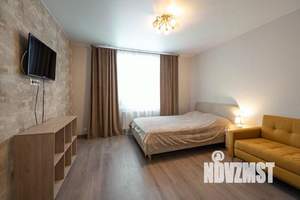 1-к квартира, посуточно, 60м2, 1/1 этаж
