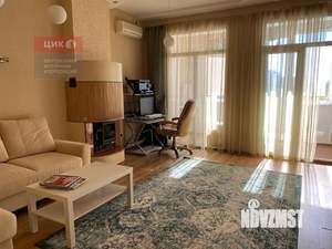 3-к квартира, на длительный срок, 90м2, 4/4 этаж