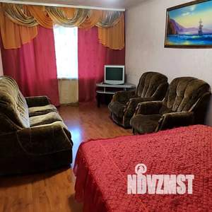 1-к квартира, посуточно, 35м2, 2/5 этаж