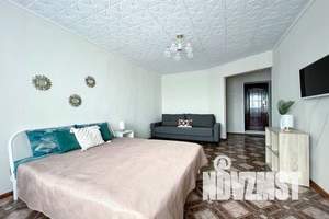 1-к квартира, посуточно, 40м2, 11/11 этаж