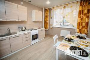 1-к квартира, посуточно, 35м2, 1/25 этаж