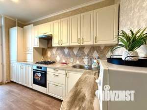 1-к квартира, посуточно, 40м2, 8/25 этаж