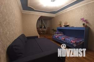 2-к квартира, посуточно, 60м2, 1/5 этаж