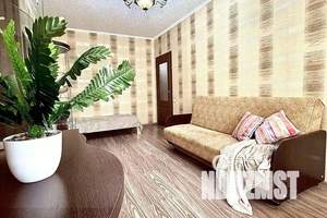 2-к квартира, посуточно, 65м2, 6/15 этаж