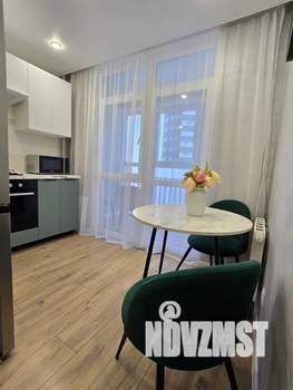 1-к квартира, посуточно, 35м2, 16/32 этаж