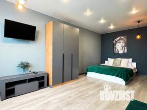 1-к квартира, посуточно, 42м2, 8/32 этаж