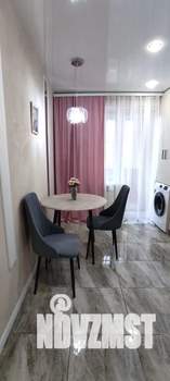 1-к квартира, посуточно, 47м2, 4/10 этаж