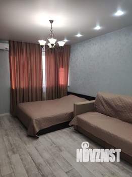 1-к квартира, посуточно, 42м2, 18/25 этаж