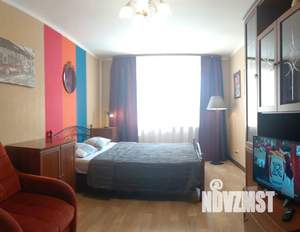 1-к квартира, посуточно, 50м2, 2/10 этаж