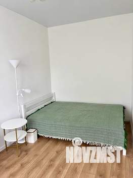 2-к квартира, посуточно, 40м2, 3/5 этаж