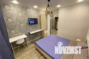 1-к квартира, посуточно, 42м2, 1/17 этаж