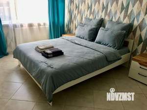 1-к квартира, посуточно, 42м2, 4/27 этаж