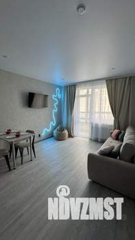 1-к квартира, посуточно, 42м2, 1/1 этаж