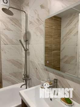 1-к квартира, посуточно, 37м2, 3/28 этаж