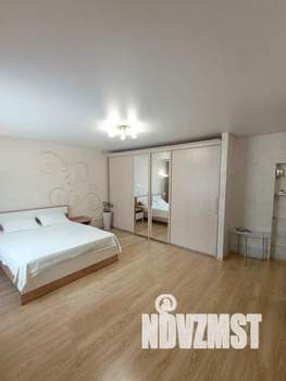 1-к квартира, посуточно, 35м2, 1/10 этаж