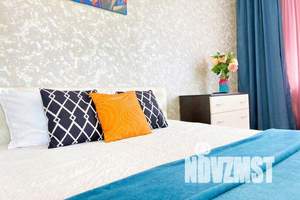 1-к квартира, посуточно, 45м2, 7/25 этаж