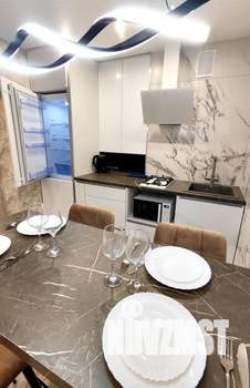 2-к квартира, посуточно, 38м2, 8/30 этаж