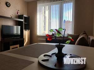 1-к квартира, посуточно, 47м2, 7/25 этаж