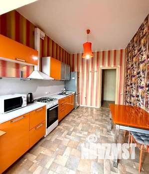 1-к квартира, посуточно, 45м2, 8/10 этаж