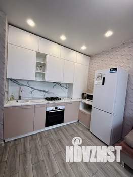 1-к квартира, посуточно, 40м2, 13/25 этаж