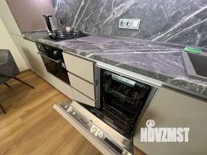 1-к квартира, посуточно, 41м2, 6/25 этаж