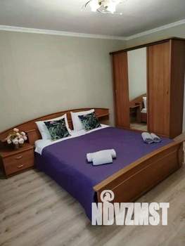 1-к квартира, посуточно, 100м2, 1/1 этаж