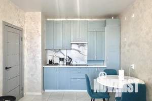 1-к квартира, посуточно, 40м2, 13/25 этаж