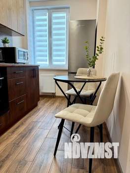 Студия квартира, посуточно, 30м2, 8/24 этаж