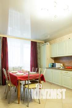 3-к квартира, посуточно, 85м2, 2/25 этаж