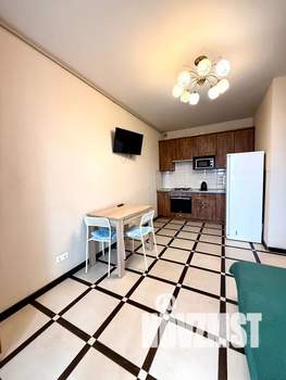 1-к квартира, посуточно, 38м2, 18/25 этаж